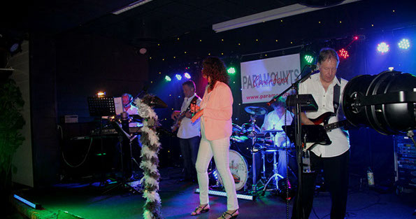 Coverband Paramounts